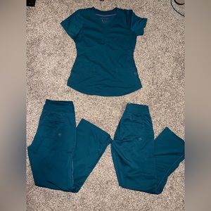 Healing Hands Scrub Set in Caribbean color. Size XS/XSP/SP